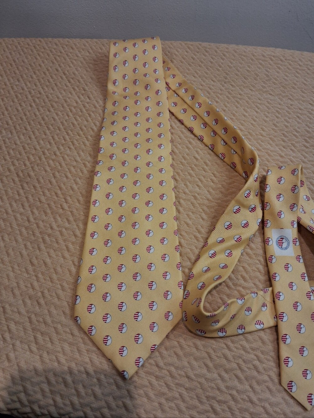 Vineyard Vines Yellow W/ Beach Ball Print Silk Tie